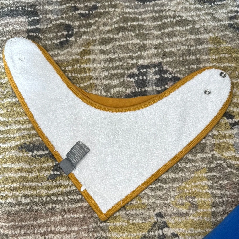 Kyte BABY Mustard Bib